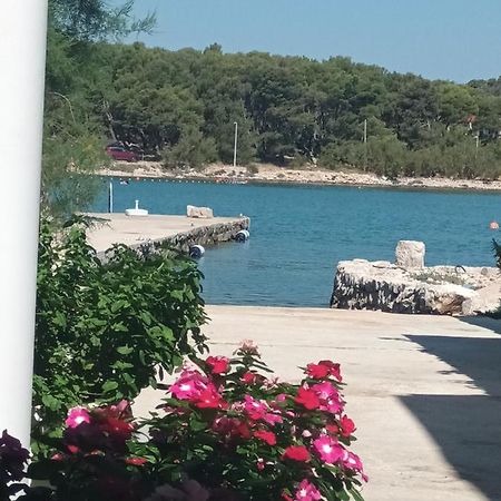 Volat Apartments Betina  Bagian luar foto