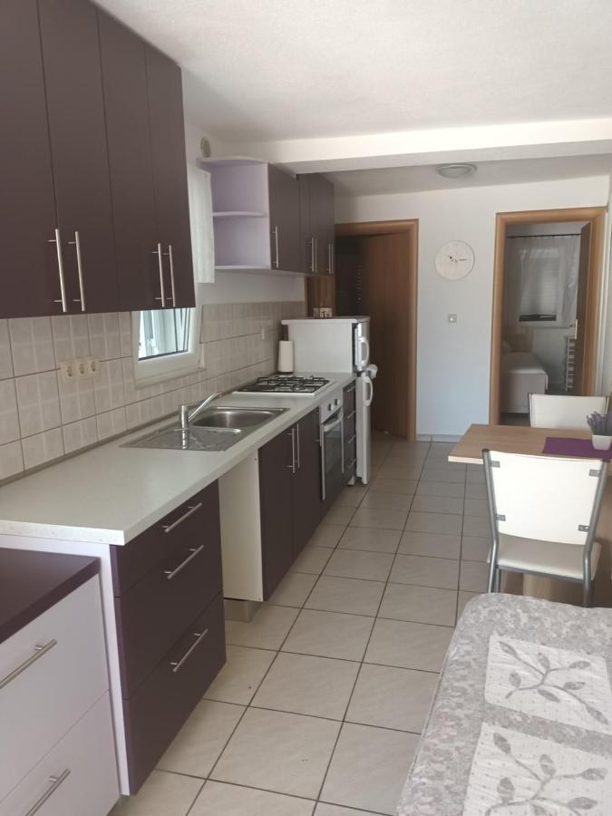 Volat Apartments Betina  Bagian luar foto