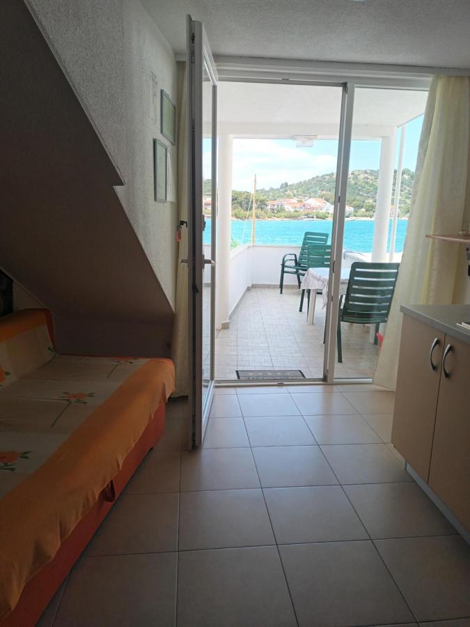 Volat Apartments Betina  Bagian luar foto