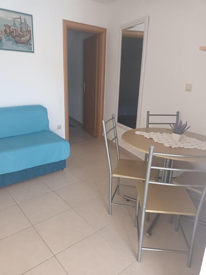 Volat Apartments Betina  Bagian luar foto