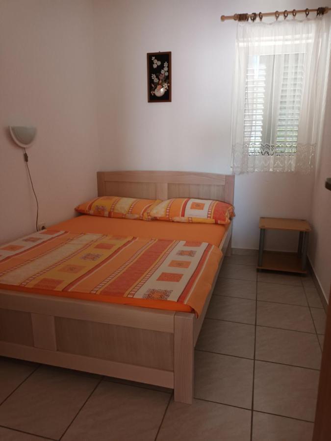 Volat Apartments Betina  Bagian luar foto