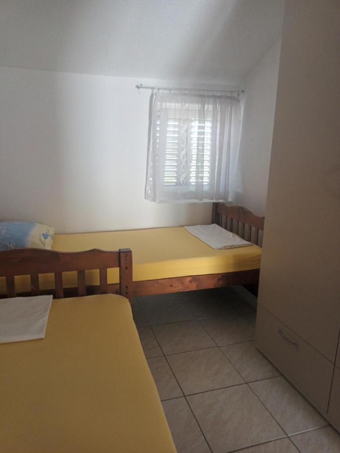 Volat Apartments Betina  Bagian luar foto
