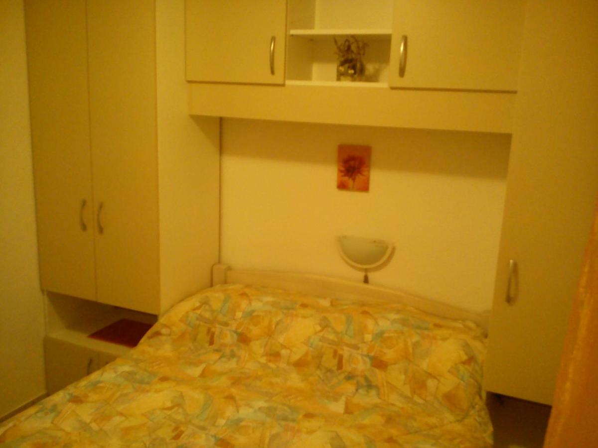 Volat Apartments Betina  Bagian luar foto