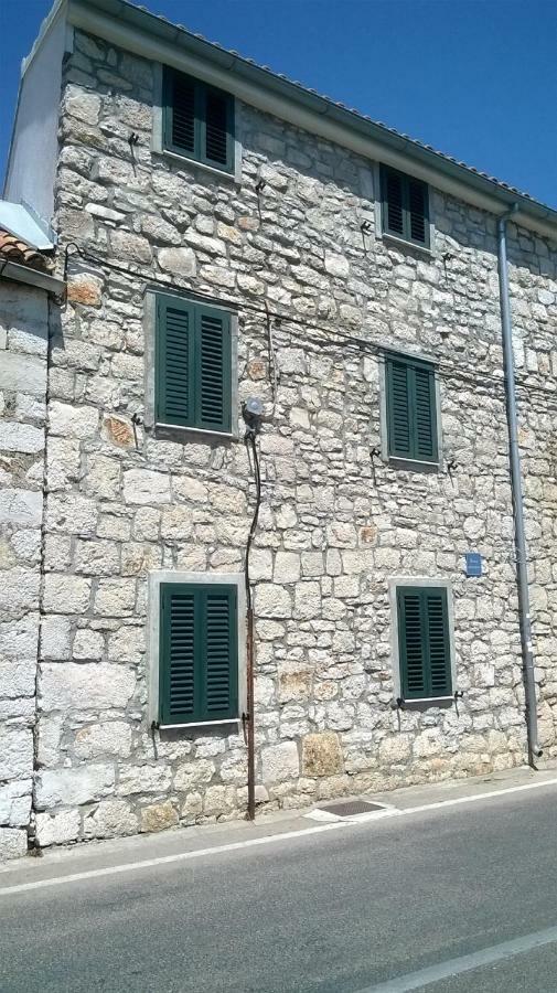 Volat Apartments Betina  Bagian luar foto